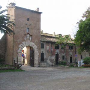 SANTA-SEVERA-CASTELLO accesso 2